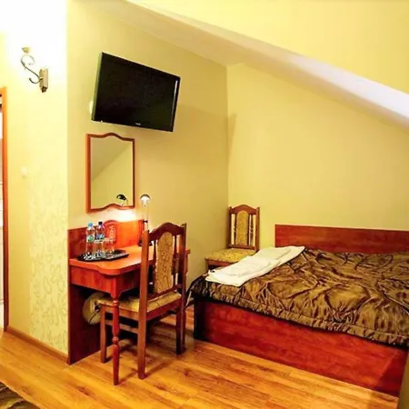 Folwark W Szczerym Polu 3*