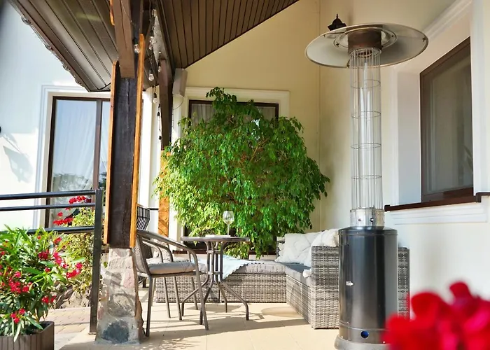 Bed & Breakfast Folwark W Szczerym Polu 3*