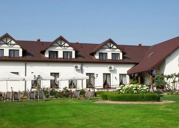 Folwark W Szczerym Polu Bed & Breakfast