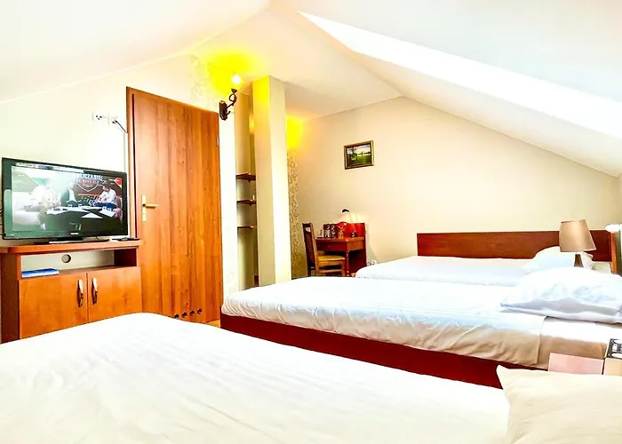 Folwark W Szczerym Polu Bed & Breakfast